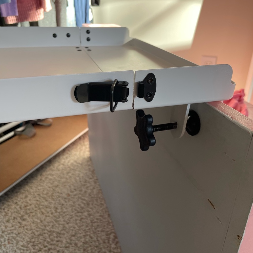 Attachable shelf - Picture 3 of 6